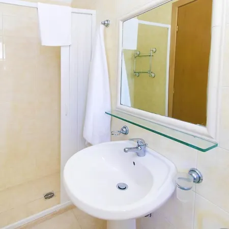 Vaia شقة فندقية توري ديل أورسو