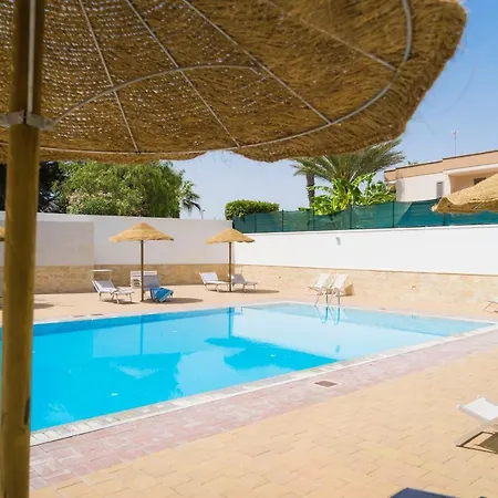 Vaia Apart Otel Torre dell'Orso