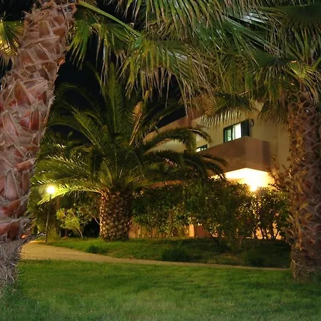 Vaia Apart Otel 3*